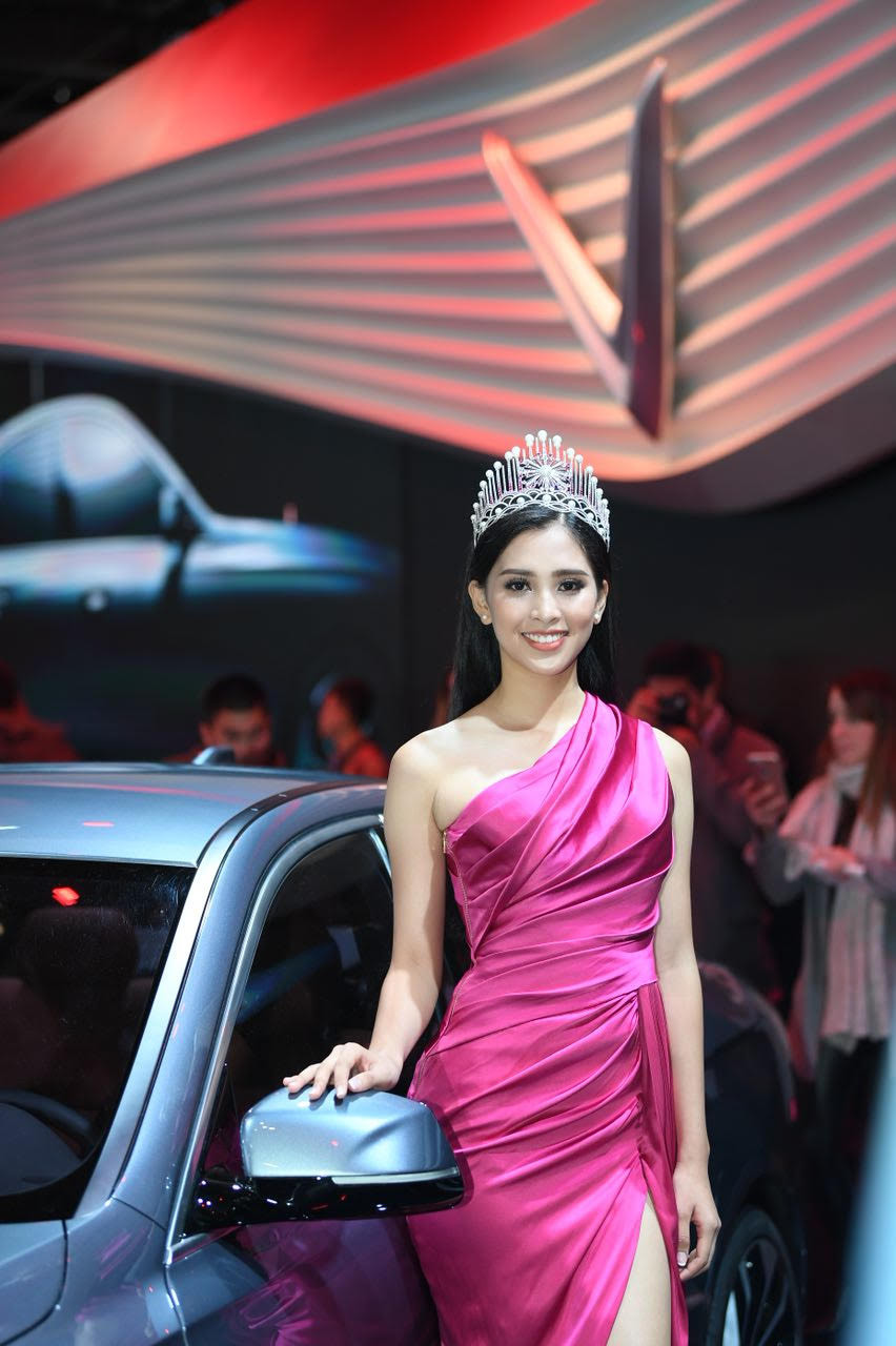 Nhà báo James Pearson cho rằng, niềm tự hào dân tộc là một trong những lợi thế cạnh tranh rất lớn của VinFast khi hãng xe hơi Việt bước vào một cuộc chơi đầy hấp dẫn. (Nguồn: Vietnam+)