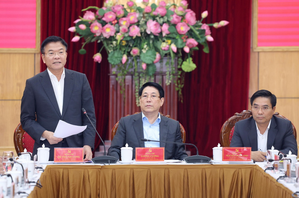 Phó Thủ tướng Lê Thành Long phát biểu. (Ảnh: Lâm Khánh/TTXVN)