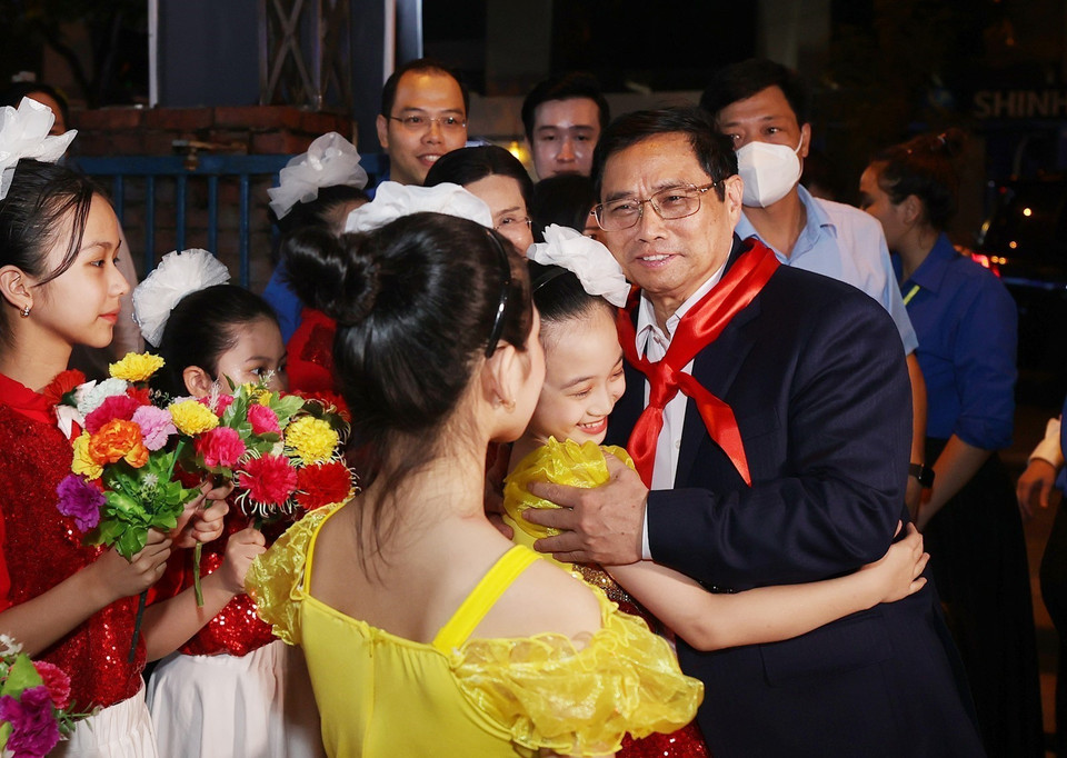 Thủ tướng Phạm Minh Chính đến dự Lễ phát động Tháng hành động vì trẻ em và khai mạc hè năm 2022. (Ảnh: Dương Giang/TTXVN)