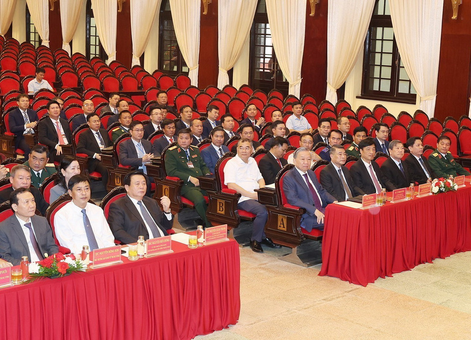 Tổng Bí thư, Chủ tịch nước Tô Lâm dự khai giảng lớp bồi dưỡng kiến thức. (Ảnh: Trí Dũng/TTXVN)