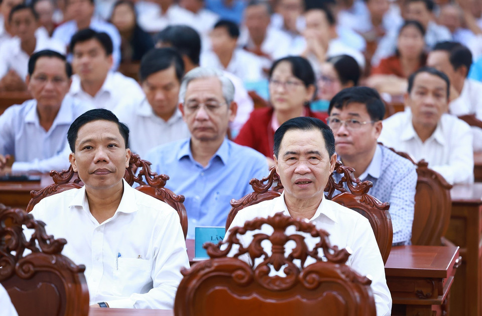 Cử tri thành phố Cần Thơ tham dự buổi tiếp xúc. (Ảnh: Dương Giang/TTXVN)