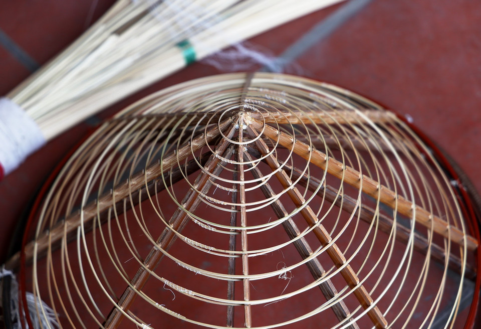 Khuôn làm nón. (Ảnh: Hồng Đạt/TTXVN)