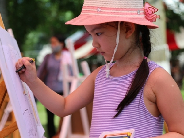 Gần 500 thiếu nhi Việt đạp xe vì tình yêu biển-đảo quê hương