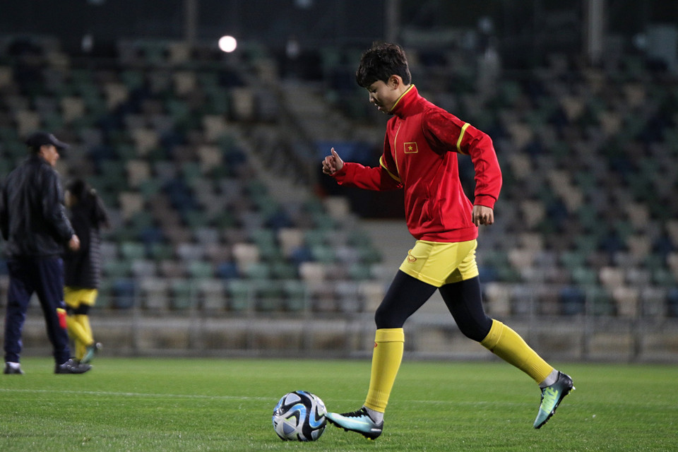 Nhiệt độ vào buổi tối tại Napier là dưới 10 độ C, khác biệt rất lớn so với Hà Nội. (Nguồn: VFF)