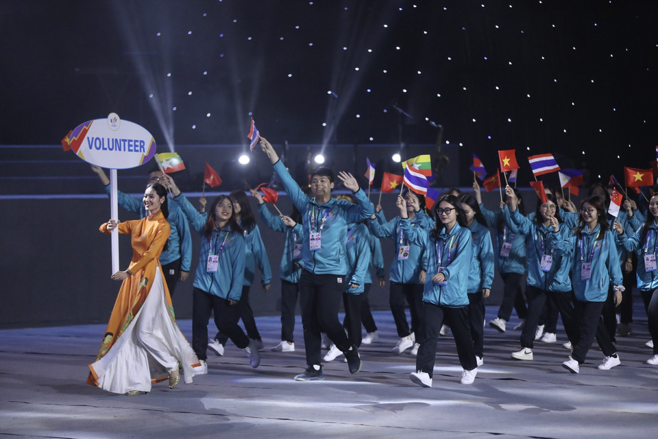 Màn diễu hành của các tình nguyện viên. (Ảnh: TTXVN)