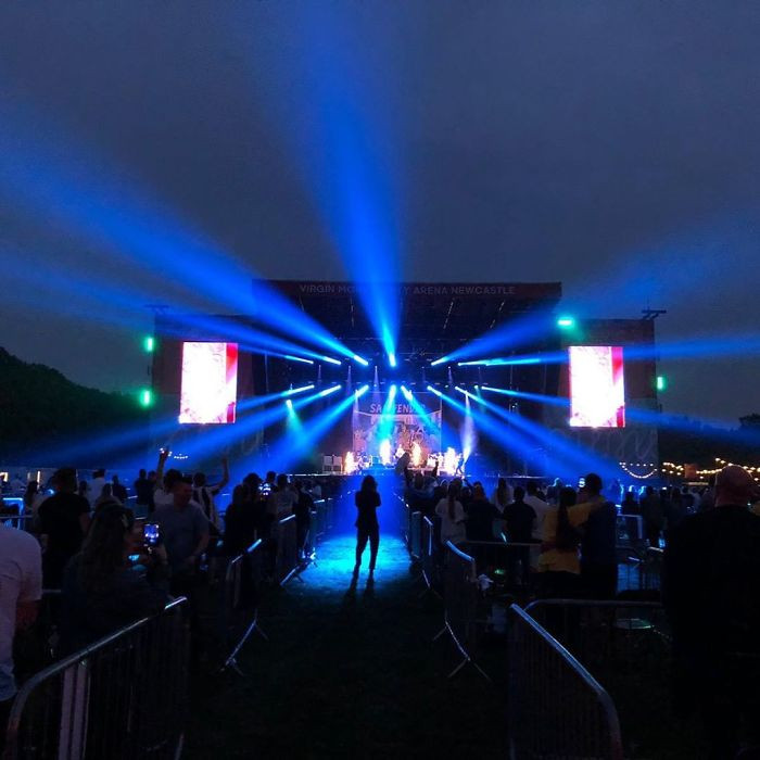 Nhiều nghệ sỹ tên tuổi trình diễn tại chương trình. Có thể kể đến những cái tên như Sam Fender Patrick Topping, Superglass và Libertines. (Nguồn: BoredPanda)