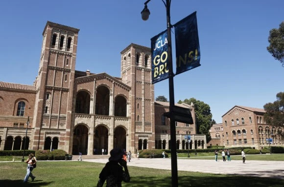 Bộ Tư pháp Mỹ kiện Đại học California vì làm ngơ trước nạn bài Do Thái