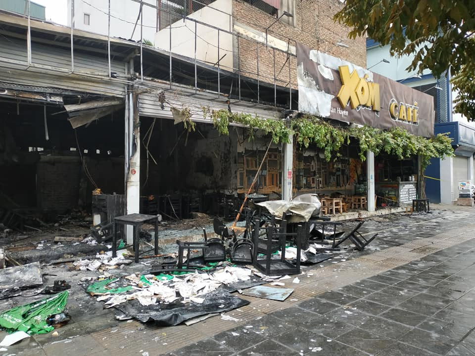 Địa điểm xảy ra hỏa hoạn được dùng để làm quán Cháo ếch Singapore kiêm quán càphê. (Ảnh: Sơn Bách/Vietnam+)