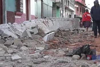 Cảnh đổ nát thương tâm sau trận động đất tại Guatemala