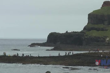 Bắc Ireland: Những đồng xu đang hủy hoại kỳ quan thiên nhiên "Người Khổng Lồ"