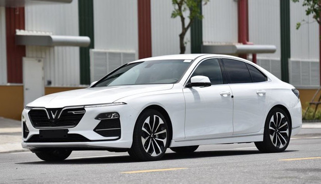 Người Việt sắp được mua ôtô rẻ hơn nhờ giảm 50% lệ phí trước bạ? ảnh 1