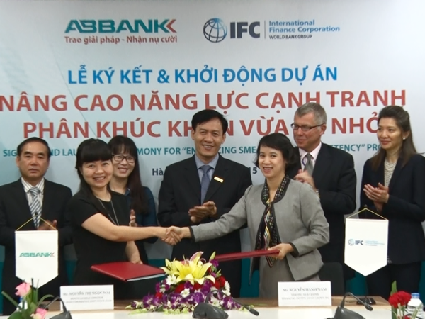 Ngân hàng tập trung nâng cao năng lực cạnh tranh của doanh nghiệp ảnh 1