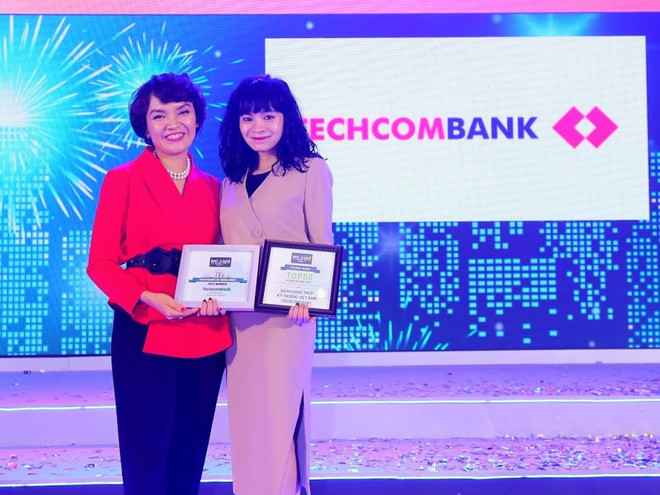 Techcombank đứng thứ 2 trong khối ngân hàng có nơi làm việc tốt nhất ảnh 1