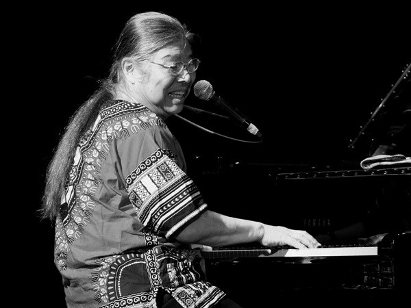 Huyền thoại nhạc Jazz Tsuyoshi Yamamoto sẽ biểu diễn với ban nhạc của mình. (Ảnh: IB Group) Huyền thoại nhạc Jazz Tsuyoshi Yamamoto đã đến Hà Nội ảnh 2