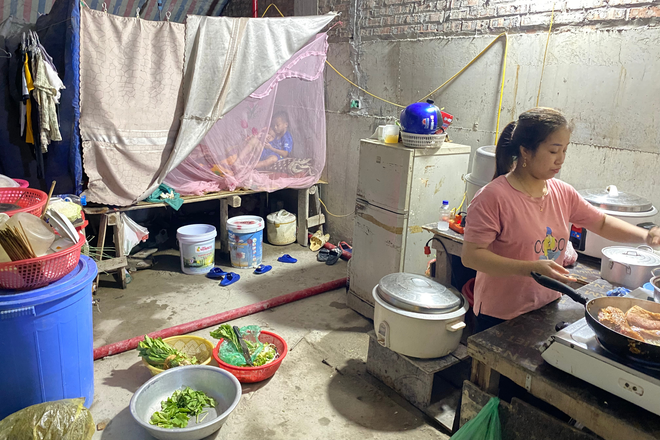 Hà Nội: Người dân xóm trọ nghèo vật lộn với thời tiết nắng nóng ảnh 2