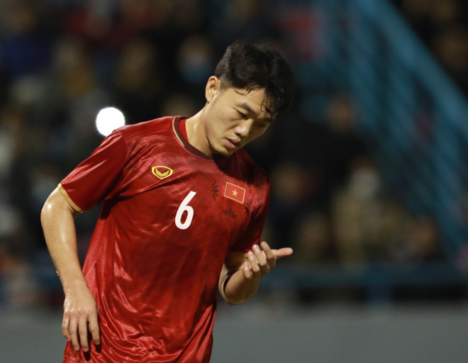 Tiền vệ Xuân Trường gỡ hòa 2-2 cho đội tuyển Việt Nam trước các 'đàn em.' (Ảnh: Hiển Nguyễn/Vietnam+) Tuyển Quốc gia thắng ngược U22 Việt Nam sau màn rượt đuổi hấp dẫn ảnh 2
