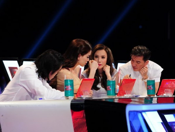 Hà Hồ “gây sốc” khi quyết định cứu con gái “sư tử” Kim Loan? ảnh 1