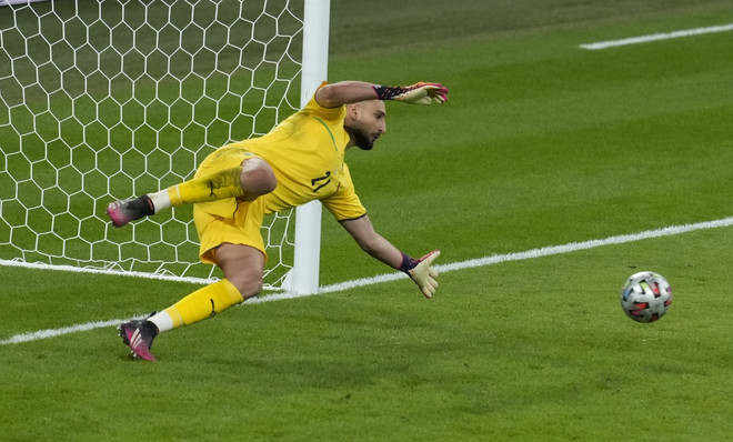 Ronaldo giành Vua phá lưới, thủ môn Italy xuất sắc nhất EURO 2020 ảnh 2