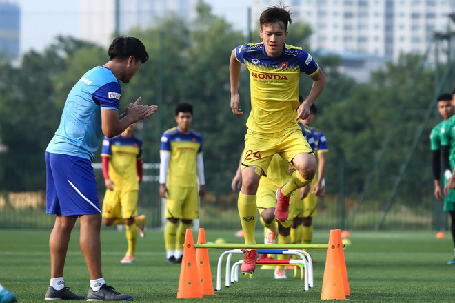 HLV Park Hang-seo sát sao U22 Việt Nam, bắt cầu thủ tích cực giao tiếp ảnh 6