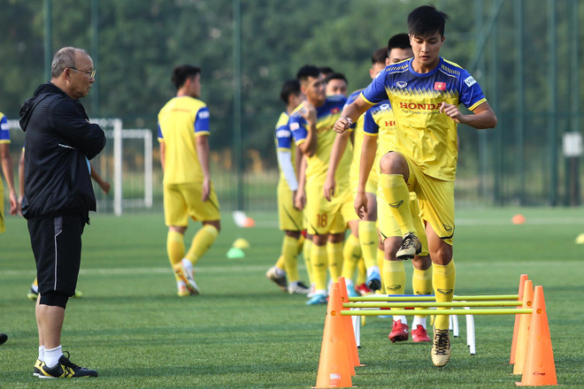 HLV Park Hang-seo sát sao U22 Việt Nam, bắt cầu thủ tích cực giao tiếp ảnh 4