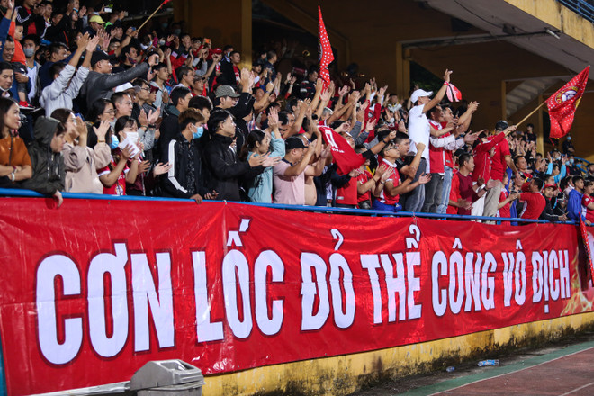 Viettel hiện tại có phải Thể Công vang danh năm xưa? (Ảnh: Hiển Nguyễn/Vietnam+) Viettel vô địch V-League 2020: 'Nhà vua' đứng giữa những lằn ranh ảnh 1