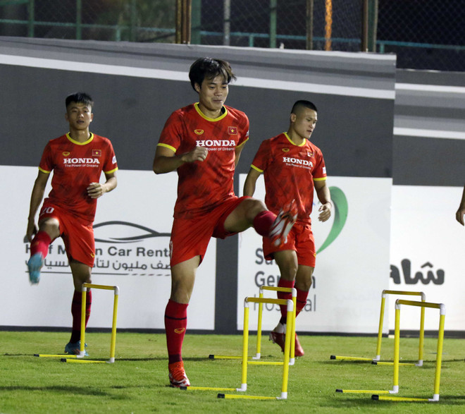 Đặng Văn Lâm tự tin giành suất bắt chính ở đội tuyển Việt Nam ảnh 5