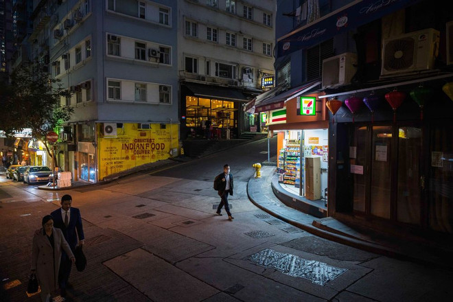 Hong Kong cách ly tất cả những người vào thành phố từ ngày 19/3 ảnh 1