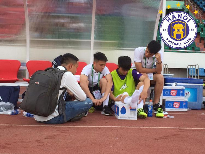 HLV Chu Đình Nghiêm xác nhận Duy Mạnh gặp chấn thương nghiêm trọng ảnh 1