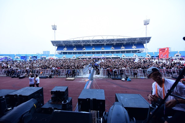  “Go Hardwell or Go Home”: "Phép thử" độ cuồng EDM của khán giả Việt ảnh 3