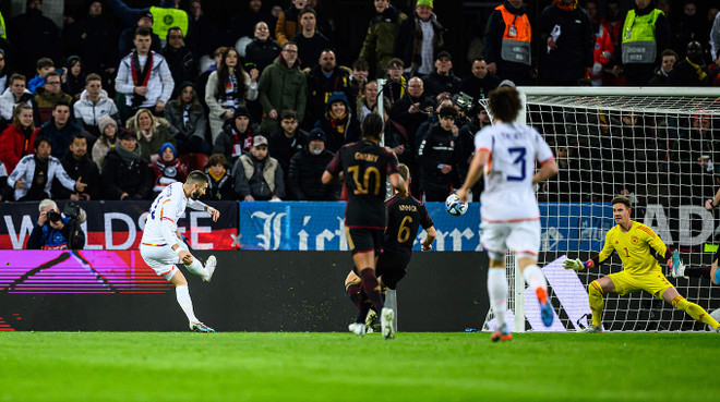 HLV tuyển Đức: Chúng tôi đã quá bị động trong nửa giờ đầu tiên ảnh 3