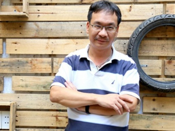 Đức Khuê: “Vợ vẫn đánh tiếng, hy sinh cho nghệ thuật hơi nhiều” ảnh 1