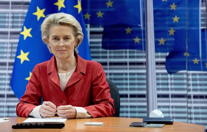 Chủ tịch Ủy ban châu Âu (EC) Ursula von der Leyen phát biểu tại Brussels, Bỉ. (Ảnh: THX/TTXVN) EU: Thỏa thuận hậu Brexit không được gây hại thị trường chung châu Âu ảnh 1
