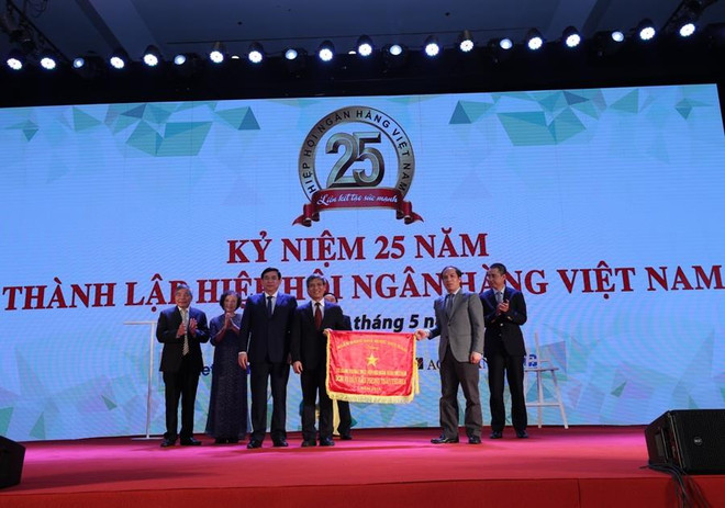 Hiệp hội Ngân hàng cần hỗ trợ hội viên ứng dụng công nghệ 4.0 ảnh 1