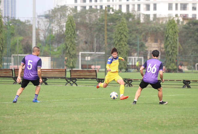 Tuyển nữ Việt Nam còn nhiều điểm yếu trước vòng play-off Olympic Tokyo ảnh 1