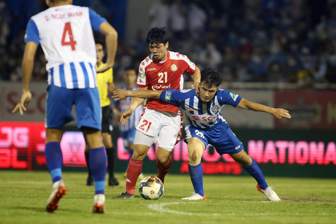 Công Phượng liên tục tỏa sáng, ghi bàn đa dạng thế nào với TP.HCM? ảnh 1