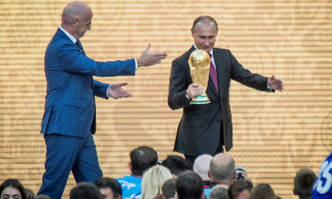World Cup 2018: Tổng thống Nga Putin khích lệ tinh thần đội chủ nhà ảnh 1