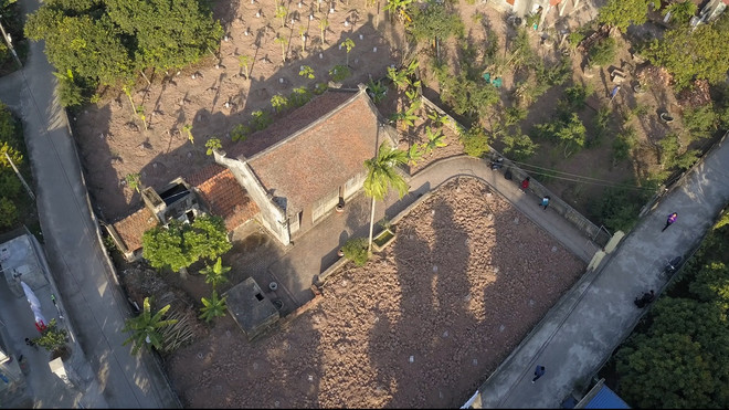 [Photo] Thăm quan "nhà Bá Kiến" nổi tiếng của làng Vũ Đại ảnh 2