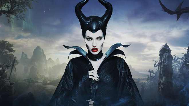 [Video] Angelina Jolie đầy quyến rũ và ma mị trong ''Maleficent 2'' ảnh 1