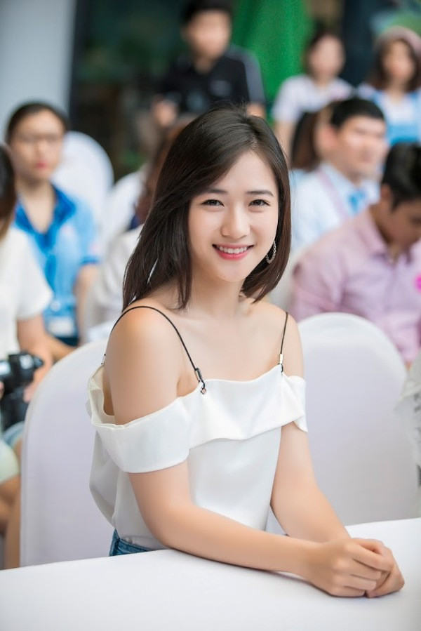 “Hot girl” Hà Thành trải nghiệm “Mùa Hè - 5 độ C” đầu tiên ở thủ đô ảnh 3