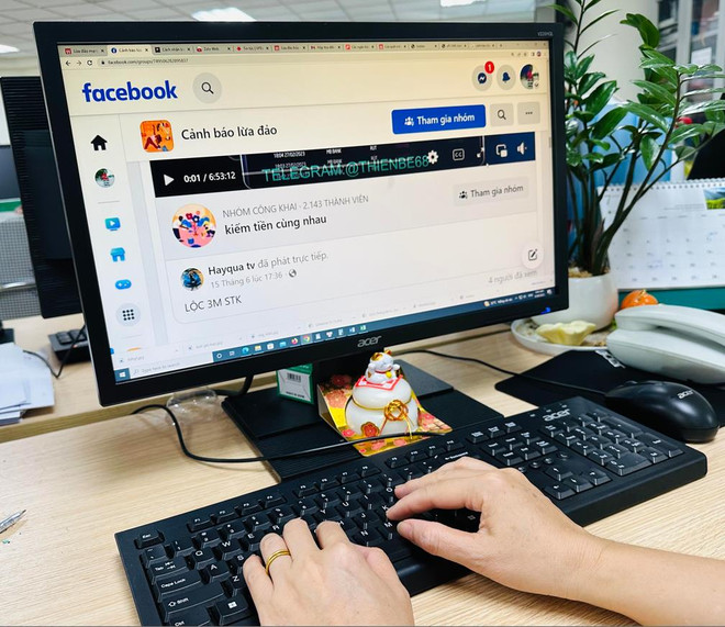 Người dùng mạng xã hội Facebook dễ dàng thấy thông tin cảnh báo lừa đảo trên các hội nhóm. (Ảnh: PV/Vietnam+) Lừa đảo trực tuyến: Ngân hàng 'vạch mặt' những thủ đoạn mới, tinh vi ảnh 3