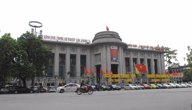 Trụ sở Ngân hàng Nhà nước. (Ảnh: CTV/Vietnam+) NHNN: Cơ cấu lại hệ thống các tổ chức tín dụng và xử lý nợ xấu ảnh 1