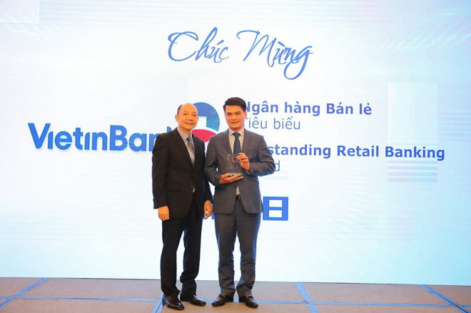 VietinBank nhận cú đúp giải thưởng ngân hàng bán lẻ năm 2018 ảnh 1