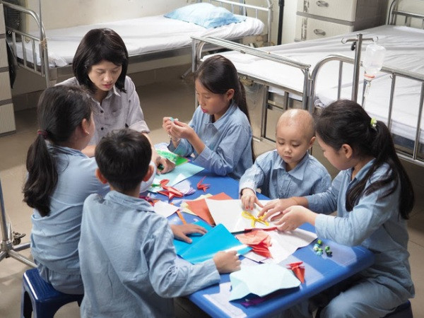 Thùy Chi gây xúc động khi trở lại với MV về bệnh nhân ung thư ảnh 2