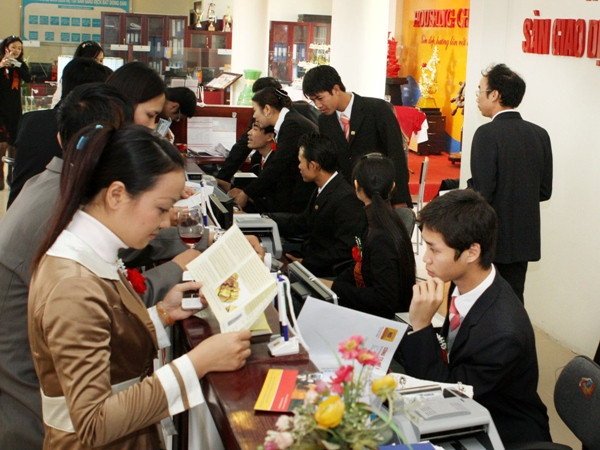 Giá vàng giảm xuống mức thấp nhất trong vòng gần hai tháng ảnh 1