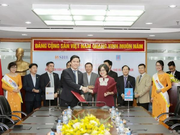 Lãnh đạo hai bên tham gia ký kết. (Nguồn: SHB) SHB tài trợ 2.000 tỷ đồng để vận hành Nhà máy Nhiệt điện Vũng Áng 1 ảnh 1