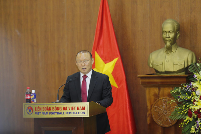 HLV Park Hang-seo tiết lộ từng có ý định rời Việt Nam sau thành công ảnh 1