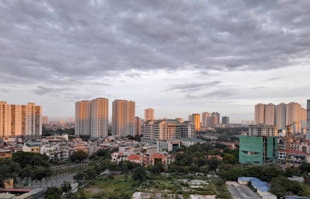 Các chuyên gia cho rằng cần phải vực dậy thị trường bất động sản vì đa số nợ xấu của hệ thống ngân hàng cũng là bất động sản. (Ảnh: Vietnam+) bat_dong_san.jpg