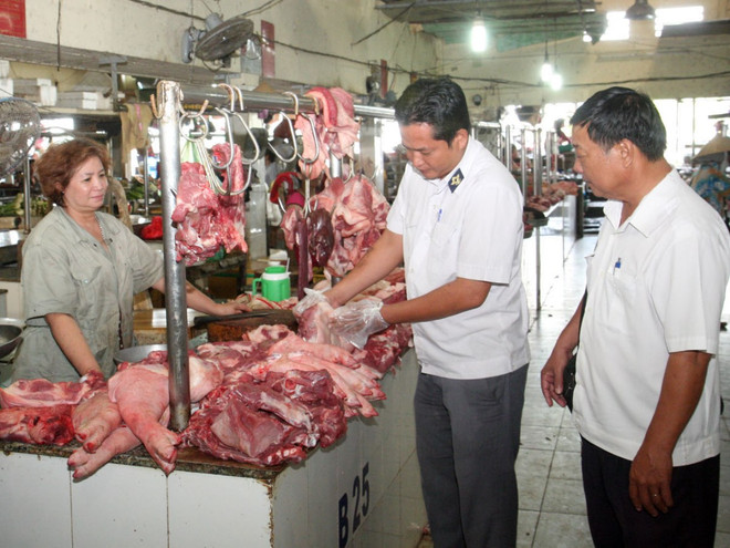 Hà Nội: Phát hiện 2 mẫu rau không an toàn trong tháng hành động ATTP ảnh 1