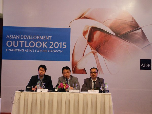 ADB: Yếu tố cơ cấu ngăn cản Việt Nam tăng trưởng đúng tiềm năng ảnh 1