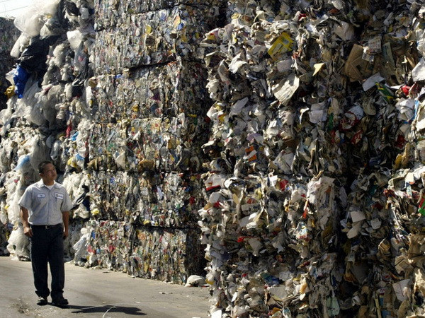 Mỹ đối mặt với vấn đề lớn sau khi Trung Quốc ngừng nhập khẩu rác ảnh 1